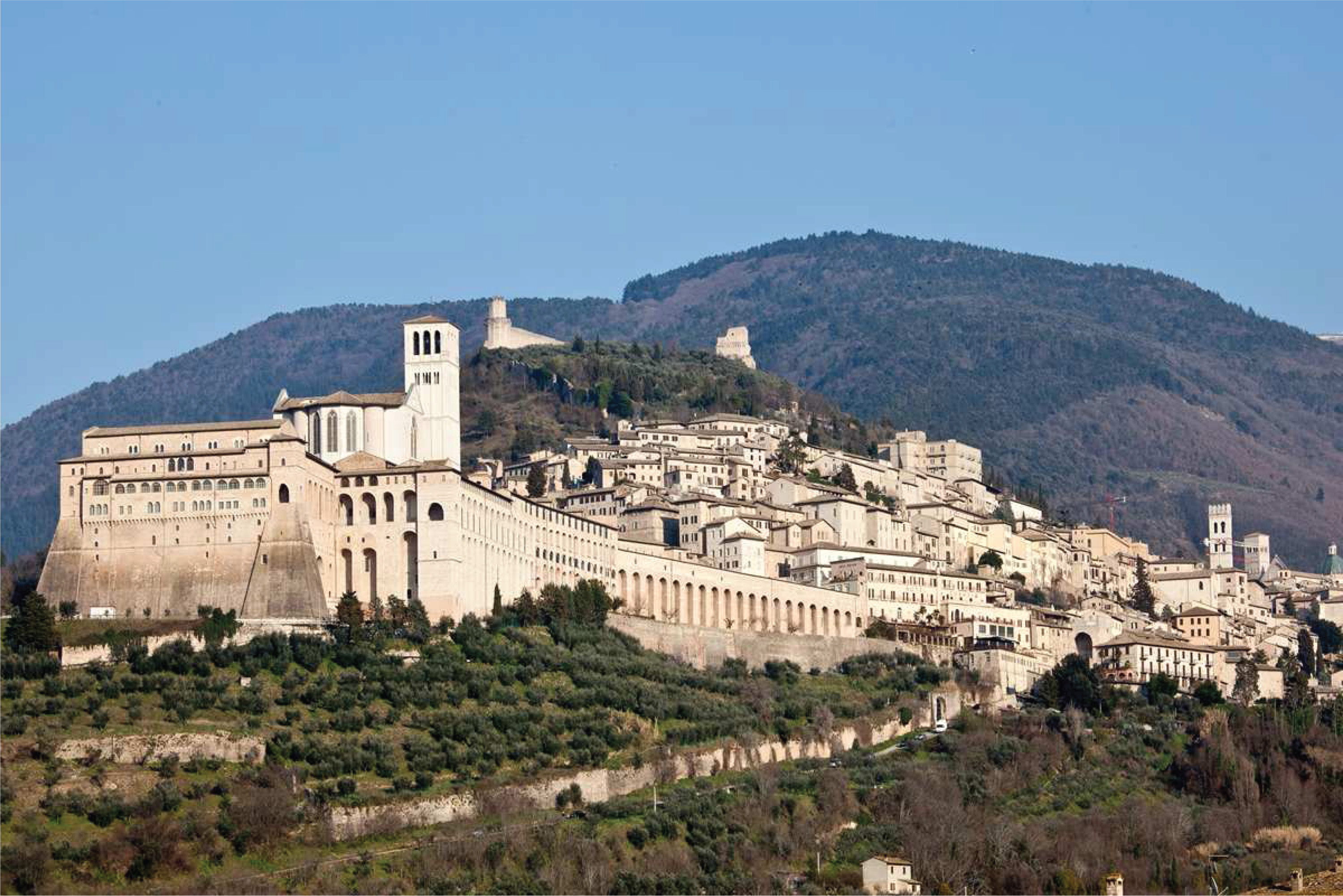 Panoramic_view_of_Assisi